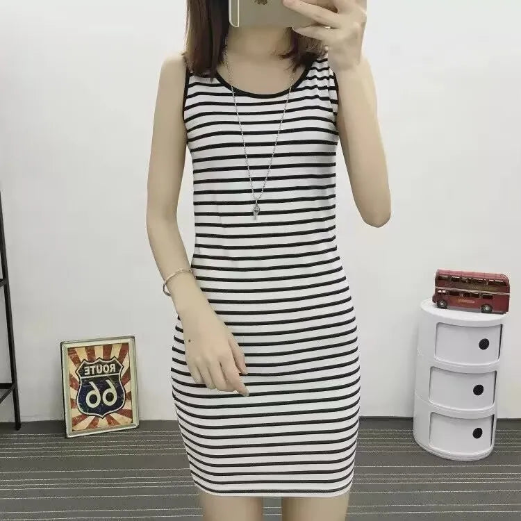 La nouvelle robe rayée sans manches