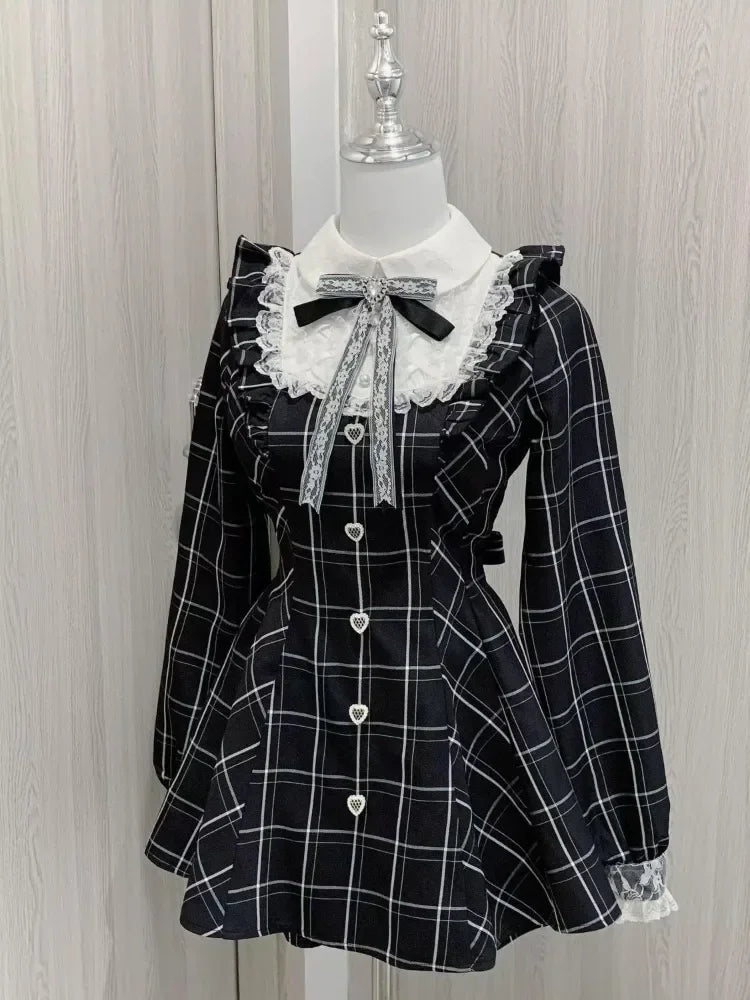 Robes à carreaux noirs avec nœud doux