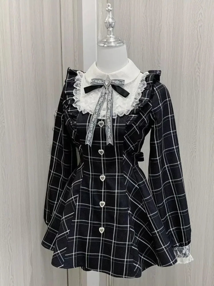 Robes à carreaux noirs avec nœud doux