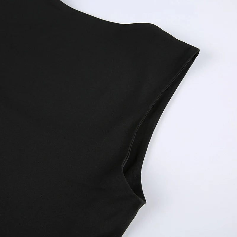 Sleeveless  Collar Crop Top