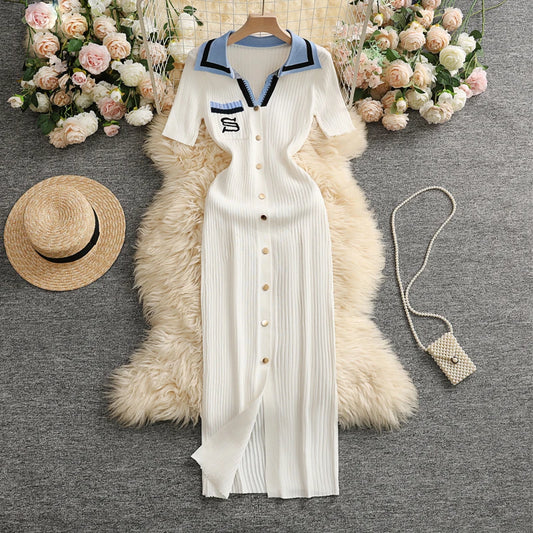 Robe pull brodée tendance pour femme